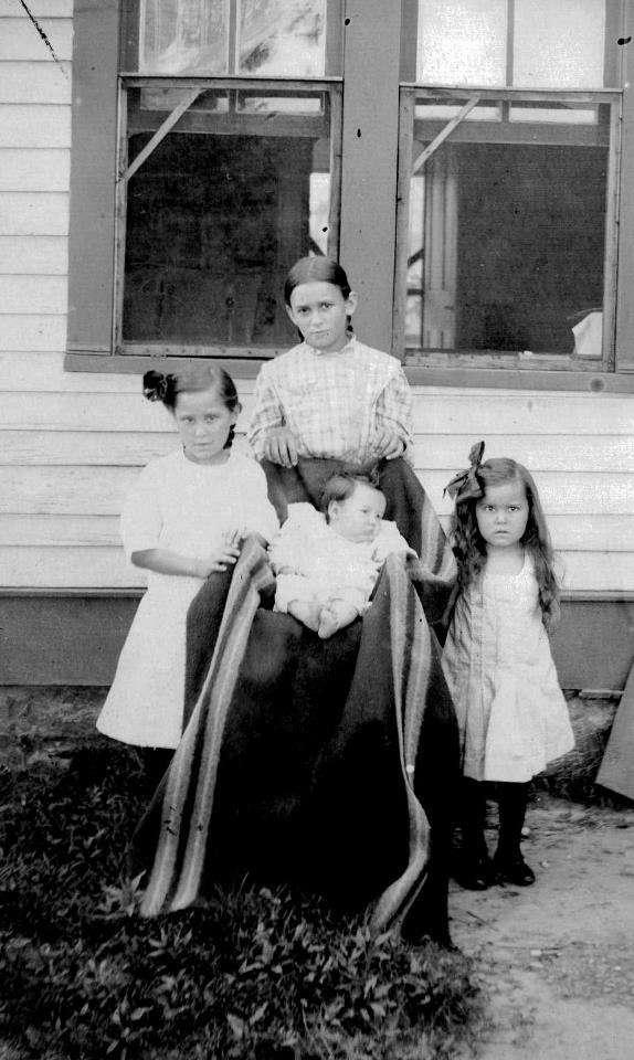 428467_428642910501251_389675771_n